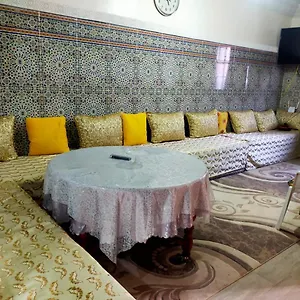 Relax Marrakech, عائلية بمراكش متوفرة على غرفتين Appartement